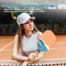 Paleta de pickleball con núcleo de panal de abeja PP de 13 mm, agujeros de panal de abeja personalizados de 6 mm, sensación de golpeo suave y estable, rebote moderado, punto dulce talla grande grande y alta tolerancia, adecuado para principiantes y entrenamiento diario, cara de paleta de fibra de vidrio con diseño elegante y duradero - Marrón - Ver 6