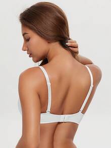 WINGSLOVE 女士白色深V无痕聚拢T恤文胸 - 舒适轻薄衬垫钢圈文胸，适合日常穿着/工作/约会/休闲，隐形上衣内搭 - 白色 - 查看 3