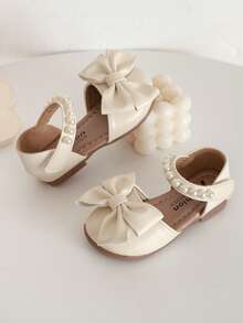 女童珍珠蝴蝶结凉鞋，夏季软底包头鞋，儿童公主风真皮鞋 - 白色 - 查看 3