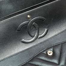 CHANEL Authenticated  PRE-OWNED Medium Classic Caviar Double Flap Bag - 黑色 - 查看 9