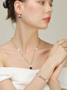 LETODE Elegant Black Satin Clutch Bag, Women's Evening Bridal Wedding Wallet With Detachable Metal Chain, Suitable For Weddings And Parties, Multifunctional Handbag, Cocktail Party Wedding New Wallet, Perfectly Matches Ball Gown Accessories, Party Ball Gown Bag - Black - View 4