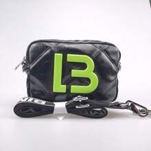 BIMBAYLOLA Solid Color Small Square Bags For Women Underarm Bag Rhombic Stitching Shoulder Messenger Bags - Nhãn màu xanh lá cây với dải màu đen và chữ màu trắng. - Xem 5
