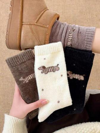 2 par varma strumpor för kvinnor, söta tjocka strumpor till mitten av vaden, fluffiga, kalla sovsockor, blandade strumpor i japansk stil för höst/vinter