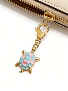 彩色海龟金属钥匙扣，时尚汽车配件，优雅汽车挂件，耐用背包挂饰，钱包挂件，男女通用趣味钥匙扣，耳机挂件，手机壳挂件，迷你龙虾扣，轻巧百搭，时尚吸睛，适用于车钥匙和手提包，周年纪念礼物，情人节礼物，新年礼物 - 彩色 - 查看 8
