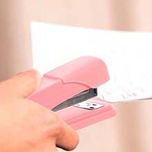 XISH Operitacx Grapadoras de metal para oficina grapadoras de papel para estudiantes accesorios de oficina para mujeres hombres estudiantes profesores color rosa - Rosado - Ver 3