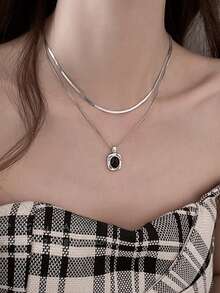 Collar con colgante cuadrado negro de lujo en capas - Cuadrado - Ver 5