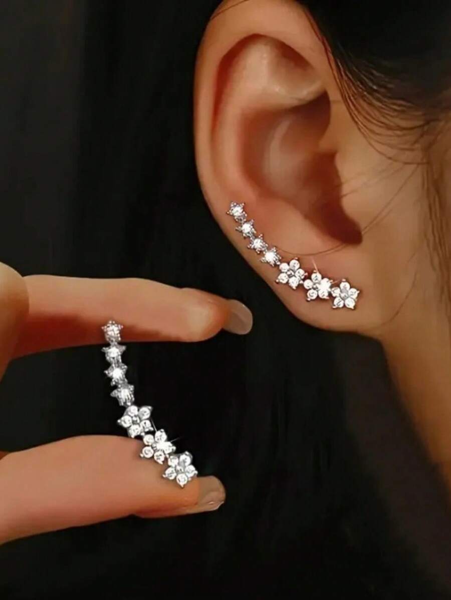 Unique Design Sparkling Rhinestone Stud Earrings - Silver - View 1