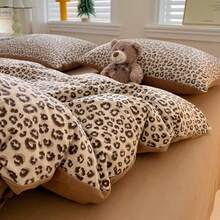 Bộ chăn ga gối 4 món, vỏ chăn in họa tiết da báo kiểu Pháp cổ điển, chất liệu polyester mềm mại và thoáng khí, kiểu dáng Bắc Âu cổ điển màu nâu đậm, phù hợp cho mọi mùa, trang trí phòng ngủ, bao gồm 1 vỏ chăn (không kèm ruột chăn), 1 ga trải giường, 2 vỏ gối (không kèm ruột gối). - màu nâu - Xem 7