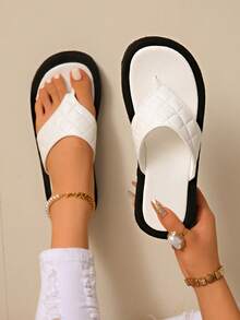 New Thick Sole Classic Rhombus Plaid Flip Flops, Round Toe, Lightweight, Plus Size, Patchwork, Stitching, Casual, Comfortable, Indoor/Outdoor, Open Toe, Thong Sandals, Beach Slippers, All Season