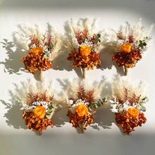 6 Pcs Boutonniere For Men, Groomsmen Guest Boutonniere, Dried Eucalyptus Pampas Grass Rustic Artificial Flowers For Wedding Décor/Prom/Homecoming,Etc. Fall Terracotta Orange, Boho Dried Flower Bouquet Mini Wedding Handmade Dry Flowers Decor For Vase Crafts DIY Photo Boutonniere For Men Floral Plant For Bridesmaid Gift Birthday Decor - 亮橙色 - 查看 4