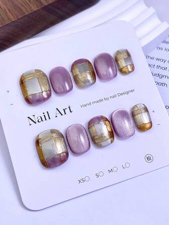 10ชิ้น เล็บปลอมทรงสี่เหลี่ยมพร้อมประกายสีชมพู-ม่วง + ฐานสีทอง-น้ำตาลไล่ระดับสีโปร่งใส หรูหราเบา ๆ สไตล์เรโทร ลายสก๊อตเส้นสีทอง เล็บอะคริลิคแบบกดติดทำมือ 100% เงางาม อุปกรณ์ทำเล็บแบบใช้ซ้ำได้สำหรับใส่ในชีวิตประจำวันหรือปาร์ตี้ของผู้หญิง