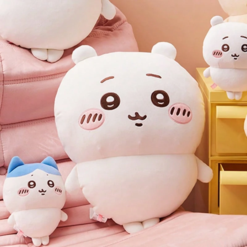Miniso Búp bê nhồi bông cỡ lớn Qianchuan | Khuôn mặt tròn dễ thương với má hồng thêu, chất liệu lông ngắn mềm mại và đàn hồi, thích hợp làm gối tựa sofa/trang trí phòng khách/quà tặng ngày Valentine (1 chiếc) - Nhiều màu - Xem 1