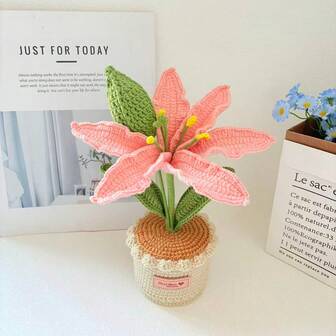 1 st virkad tvåfärgad lilja i krukväxt, gör-det-själv-handgjord blomma i heminredning, skrivbordsprydnad, kreativ present till högtider