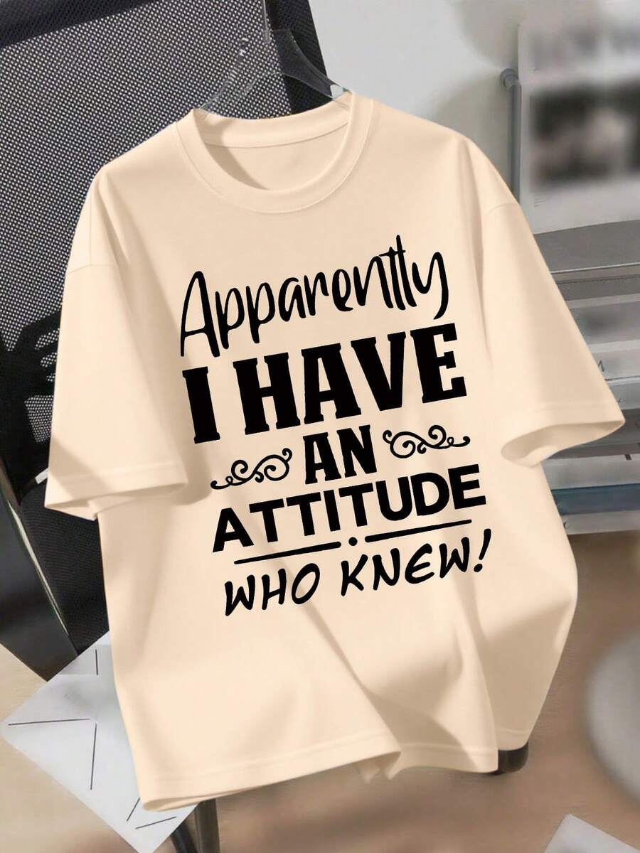 这款女童短袖圆领套头衫印有“Appcurrily I HAVE A ATTITUDE who KNEW!”的标语。舒适、时尚、百搭，是春夏上衣的理想之选，适合小女孩、新生儿和青少年穿着。无论是上学、购物、街头穿搭还是度假，都是完美之选。男女皆宜，可机洗，宽松版型，尽显街头时尚风范。 - 杏色 - 查看 1