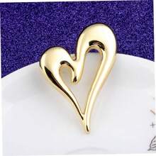 XISH Broche de amor broche de traje de cumpleaños mujer Cupido alfileres decorativos broche de corazón pin de solapa para mujer temperamento accesorios pasador de cuello - dorado+5,7x4,3CMx4 piezas - Ver 5