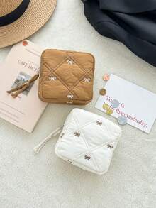 1 حقيبة مكياج مربعة صغيرة، حقيبة مربعة صغيرة ناعمة وفضفاضة مبطنة بشكل فراشة، حقيبة مستحضرات تجميل صغيرة، حقيبة فوط صحية/مجوهرات/محفظة نقود، منظم محمول للسفر، حقيبة تخزين متعددة الأغراض للضروريات اليومية - متعدد الألوان - مشاهدة 5