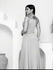 Elegant Mermaid-Style Long Dress For Bridesmaids, Graduates, And Guests, With Rhinestone Straps And A Cutout At The Abdomen. - 紅色 - 查看 3