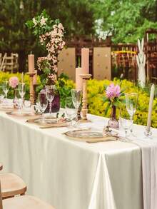 1/2件装优雅奶油色缎面桌布,光滑闪亮,145*220/145*259/145*275厘米涤纶长方形桌布,适用于婚礼装饰、新娘送礼会用品、生日派对用品、订婚仪式装饰、餐厅装饰、奢华缎面桌布,可用于用餐、宴会、节日派对装饰、家居装饰、餐桌装饰、派对活动装饰 - 乳白色 - 查看 3