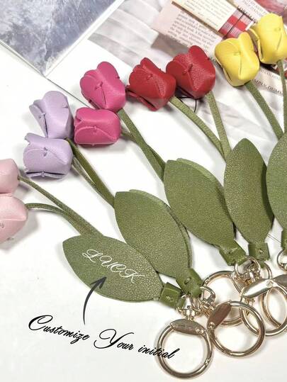 Personalized Name Design - Elegant Tulip Shaped PU Leather Keychain, Decorated With Green Leaves, Paired With Metal Keyring, Convenient To Hang, Adorable Floral Keychain In Ins Style, Made Of PU Leather And Alloy, Can Be Hung On Bags, Backpacks, Cars, Etc., Ideal Choice For Ladies, Couples, Weddings Or Valentine's Day
