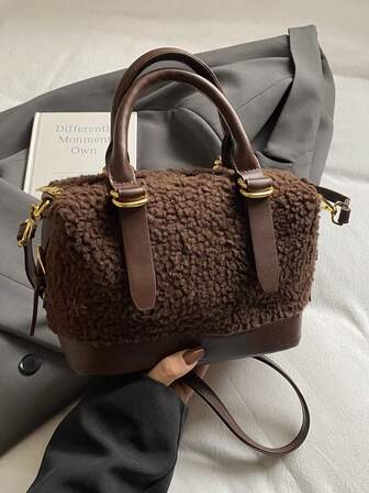 Enfärgad moderiktig koreansk stil, avslappnad, stor kapacitet, lätt och multifunktionell handväska för kvinnor, tillverkad av PU-läder och sammet, med dragkedja. Det är en ryggsäck i collegestil som passar för daglig pendling, sport och fitness, skolstart och campusliv.