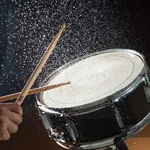 5A/7A Baquetas de tambor clásicas americanas, material de madera de arce, "Las baquetas de tambor nunca mueren" - Diseño grabado, que proporciona una excelente calidad de sonido, accesorio de instrumento de percusión - Multicolor - Ver 2