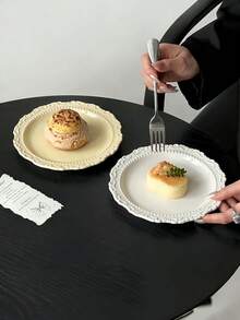 1pc French Ins Style Minimalist Embossed Plate, Dishwasher & Reusable, Suitable For Living Room/Bedroom/Office, Ideal Gift For Family, Friends, Couples, Children, Suitable For Holidays Like Valentine's Day, Spring Festival, Father's Day, Mother's Day, Teacher's Day, New Year, Qixi Festival, National Day, Children's Day, Women's Day - Multicolor - View 4