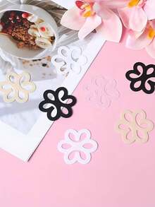 4pcs Floral Invisible Bra Strap Clips - Invisible Non-Slip Clips For Seamless Braless Look, Adjustable Lingerie & Casual Attire Accessories, Discreet Bra Alternative, Nonslip Design- Adjustable Concealers For Bra Straps, Perfect For Preppy, Sweet Styles - Versatile For Mature, Beach, Night Out, Weekend Casual, Festive, Sports, Wedding, Party, College, Daily Commute - Embroidered Non-Textile Plastic Belts With No Feathers - One Size Fits Most - Multicolor - View 5