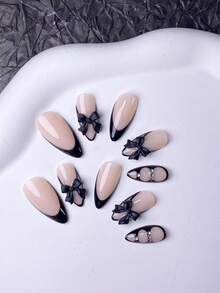 10 miếng dán móng tay thủ công, móng tay ngắn hình hạnh nhân, miếng dán móng kiểu Pháp, móng tay ngày Valentine, móng đen, móng vàng, móng nâu, móng nhọn kiểu Pháp màu đen, họa tiết trái tim đen vẽ tay và trang trí kim tuyến vàng, phong cách tối màu, kèm dụng cụ làm móng, thích hợp cho phụ nữ và bé gái dán lên móng ngắn. - màu đen - Xem 6