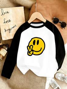 Boy's Clothing, A Black And White Smiling Boy Patterned Long-Sleeved Pullover With A Loose Fit, Made Of Soft Material, Suitable For School, Vacation And Shopping. Cute Children's Clothing. - Black and White - View 1