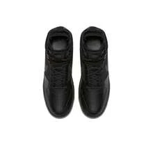 Nike حذاء رياضي كاجوال عالي الكاحل من جلد داعم ودافئ من نايك كورت بورو ميد، أسود - الأسود - مشاهدة 4