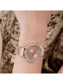 Guess 女士石英表，不锈钢表带，不锈钢表壳，石英机芯，适合日常聚会及其他场合佩戴 - 玫瑰金 - 查看 6