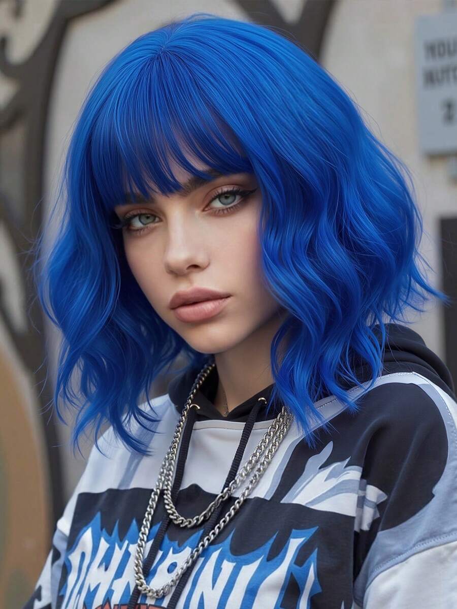 Tóc giả ngắn màu nâu lanh, xoăn nhẹ, dài 12 inch, làm từ chất liệu tổng hợp chịu nhiệt, có mái, phù hợp cho sử dụng hàng ngày, dự tiệc và cosplay.