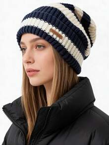 1顶男女通用条纹针织帽，保暖轻便，适合秋冬季休闲穿着