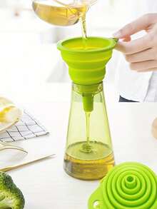 4个装可折叠硅胶漏斗 - 节省空间，防漏设计，速干易清洗，适用于烹饪、烘焙、酿造 - 适合家庭、宿舍、厨房 - （湖蓝色、粉色、绿色），宿舍必备，可折叠，材质柔软，液体转移工具，小型厨房适用，也是节日和生日礼物的理想之选。 - 彩色 - 查看 4