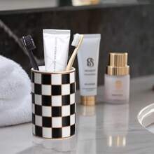 Black & White Plaid Bathroom Toothbrush Holder, Black & White Ceramic Toothbrush Holder, Modern Toothbrush Cup, Suitable For Bathroom Countertop Storage Rack, High-Quality Black & White Plaid Ceramic Utensil Holder, Desktop Pen Cup, Cutlery Storage Box