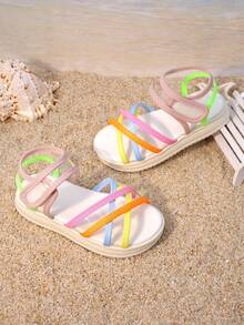 1 Pair Girls' Caramel Brown Faux Suede Three Buckle Open-Toe Sandals, Featuring A Synthetic Suede Upper, Secured With Three Buckles And A Rear Strap, Low-Top Design With Flat Soft Sole. These Versatile Casual Girls' Shoes Are Perfect For Weekend Shopping Or Children's Afternoon Tea Outings - 淺粉色 - 查看 4
