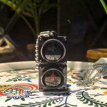 最新款迷你红绿交通灯钥匙扣、背包挂件、可爱行人信号灯玩具 - 生日礼物、圣诞礼物、派对礼品、最佳礼物 - 彩色 - 查看 9