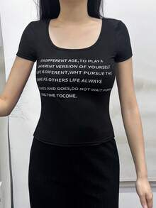 Women's U-Neck Short-Sleeve T-Shirt American Hottie, Summer New Letter Print, Slim-Fit Fashionable Cropped Top. - Black - View 2