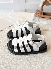 2026 Nuevos Sandalias, 1 par de sandalias planas lindas y de moda para niños y niñas pequeños, zapatos casuales antideslizantes y transpirables para interiores y exteriores, zapatos para caminar ligeros y suaves para bebés - Blanco - Ver 3