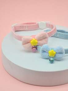 Collier pour animaux de compagnie avec étoiles colorées, collier décoratif adorable, fabriqué en fibre de polyester, doux et confortable, assorti avec une clochette colorée, taille réglable, convient pour le port quotidien sur les chats