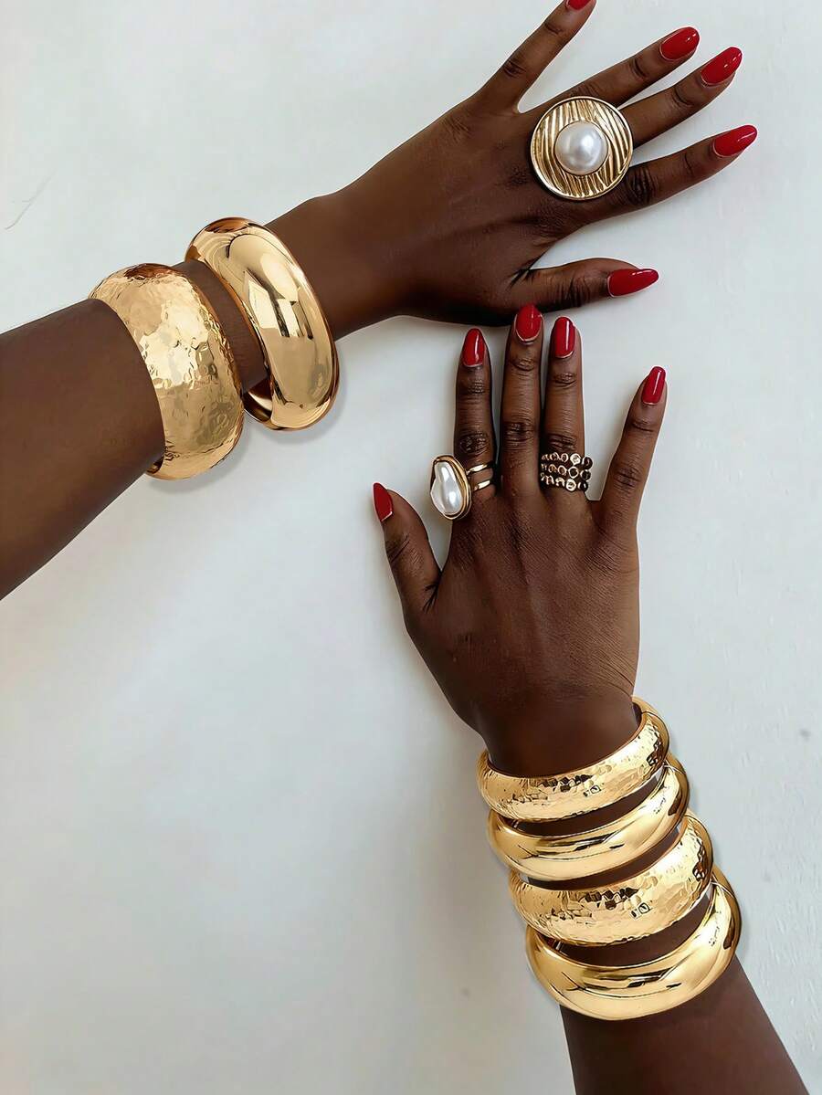 4/2pcs Vintage Exaggerated Old Coin Style Women Metal Gold Smooth Hammered Texture Bangle Set, Suitable For Women's Daily And Party Wear - Gold - View 1