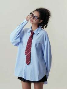 1条酒红色条纹学院风夹式领带，适合日常、校园、街头、毕业照等场合。 - 彩色 - 查看 4