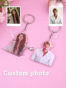 1 szt. Spersonalizowany, niestandardowy, kolorowy brelok ze zdjęciem, akrylowy, dekoracyjny wisiorek, wycinany laserowo, przezroczysty akrylowy brelok, odpowiedni do toreb, samochodów, kluczy, walizek. Spersonalizowany prezent na Walentynki, wręczany ojcom, chłopakom lub parom. Można wydrukować zdjęcia z młodości, bliskich, rodziców, a nawet zwierząt. Cenne wspomnienia, pamiątkowe prezenty, kolorowe, urocze, urocze, zabawne, kawaii, Y2K, stylowe, spersonalizowane, idealne prezenty dla niego, idealne prezenty dla niej, chłopaka, dziewczyny, rodziny, przyjaciół, delikatny romans, praktyczny szyk.