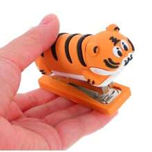 XISH Lurrose Grapadora Portátil Con Forma De Tigre Mini Compacta Para Oficina Y Estudiantes Grapadora Manual Para Papeles Y Documentos Diseño Divertido Y Fácil De Transportar - Multi - Ver 7