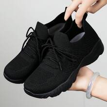2026 New Women's Sports Shoes, Suitable For All Seasons, Breathable Mesh Upper, Solid Color, Thick Sole, Ideal For Indoor Tennis, Indoor Gyms, Outdoor Running, Golf, And Comfortable Women's Running Shoes. - 黑色 - 查看 3