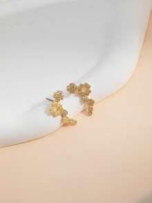 1 Pair Fashionable Minimalist Clover Stud Earrings, Jewelry For Women - Gold 10 - View 2