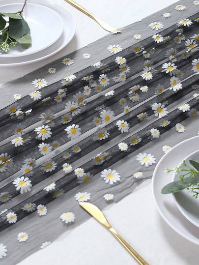 1Pc Daisy Table Runner, 75cm*180cm Gauze Table Runner, Suitable For Country Wedding Reception, Wedding Banquet, Birthday Decoration, Home Decor,Spring Decoration, BabyShower Party Decor, Floral Theme Party Decoration, Baby Shower, Dining Table Decor ﻿
