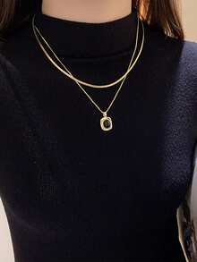 Collar con colgante cuadrado negro de lujo en capas - Cuadrado - Ver 3