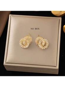 1pc Gold-Tone Stainless Steel 5-Petal Flower Stud Earrings, Niche Vintage Minimalist Fashion Casual Versatile For Women, Suitable For Street, Daily, Holiday, Party (OPP Bag Packaging) - Yellow Gold - View 6