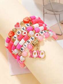 Different Valentine's Day Letter Friendship Bracelets, Designed By A Popular Singer, These Elastic Bracelets Can Be Used As Classroom Prizes, Exchange Gifts, And Valentine's Day Party Gifts. (Suitable For Holiday Gift-Giving, Back-To-School Season, And Valentine's Day)